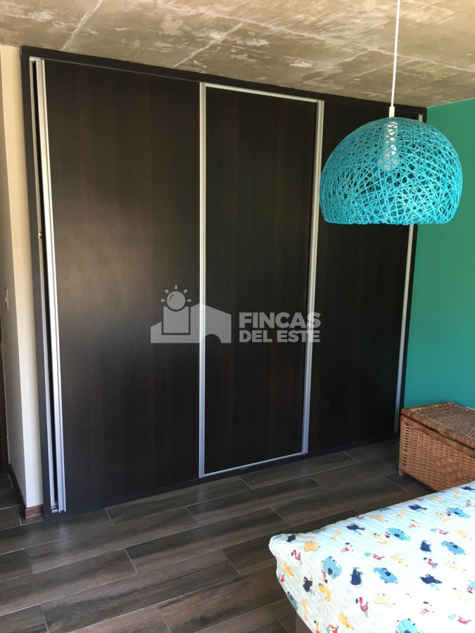 Casa ID.2196/Hermosa-casa-en-Burnett!! - Hermosa casa en Burnett!!