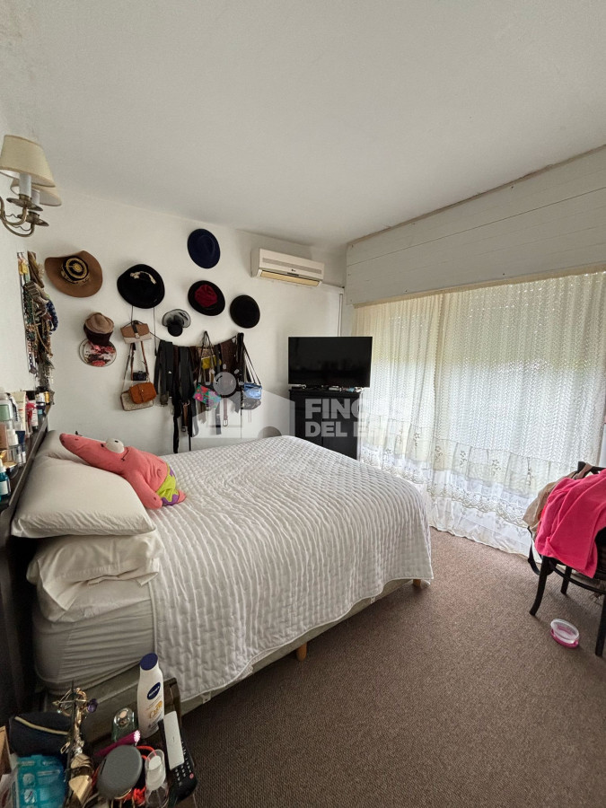 Casa ID.2277/Casa-en-excelente-ubicación! - Casa en excelente ubicación!