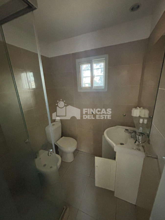 Casa ID.2844/Casa-en-venta-en-Maldonado-de-dos-dormitorios,-ideal-renta - Casa en venta en Maldonado de dos dormitorios, ideal renta