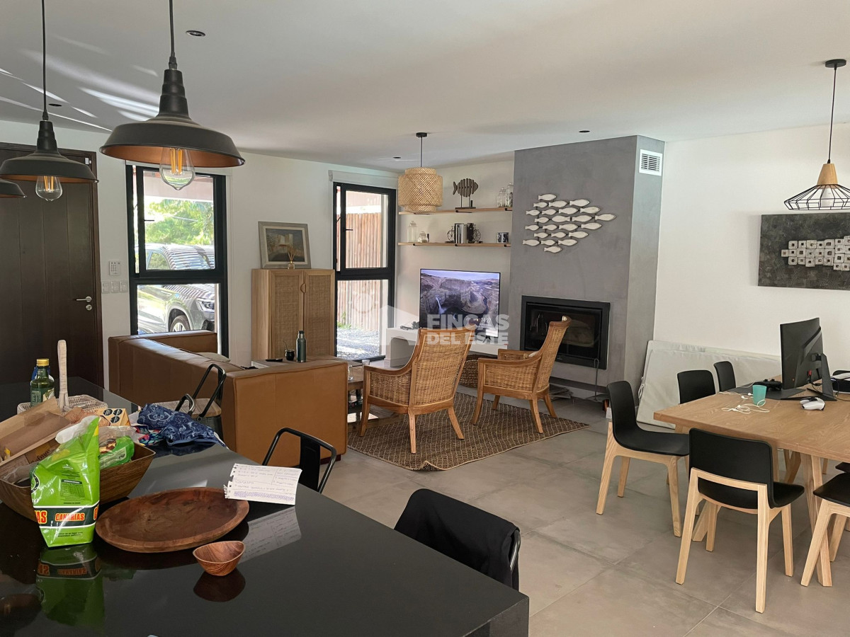 Casa ID.2040/Hermosa-casa-en-alquiler-invernal-en-Solanas!!! - Hermosa casa en alquiler invernal en Solanas!!!