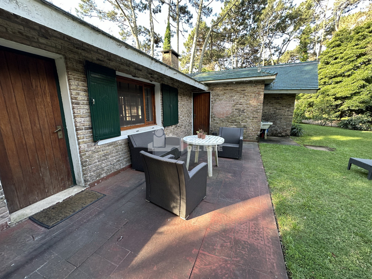 Casa ID.2504/PUNTA-DEL-ESTE-casa-de-3-dormitorios-en-Alquiler-temporada-enero-en-San-Rafael-Brava - PUNTA DEL ESTE  casa de 3 dormitorios en Alquiler temporada enero en San Rafael Brava