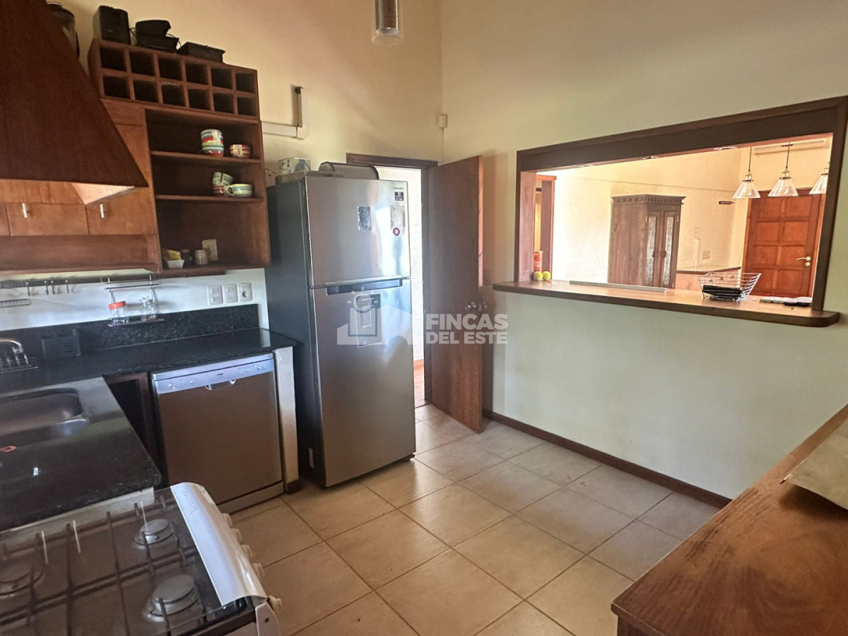 Casa ID.2661/Casa-en-Punta-del-Este-alquiler-de-Verano - Casa en Punta del Este alquiler de Verano