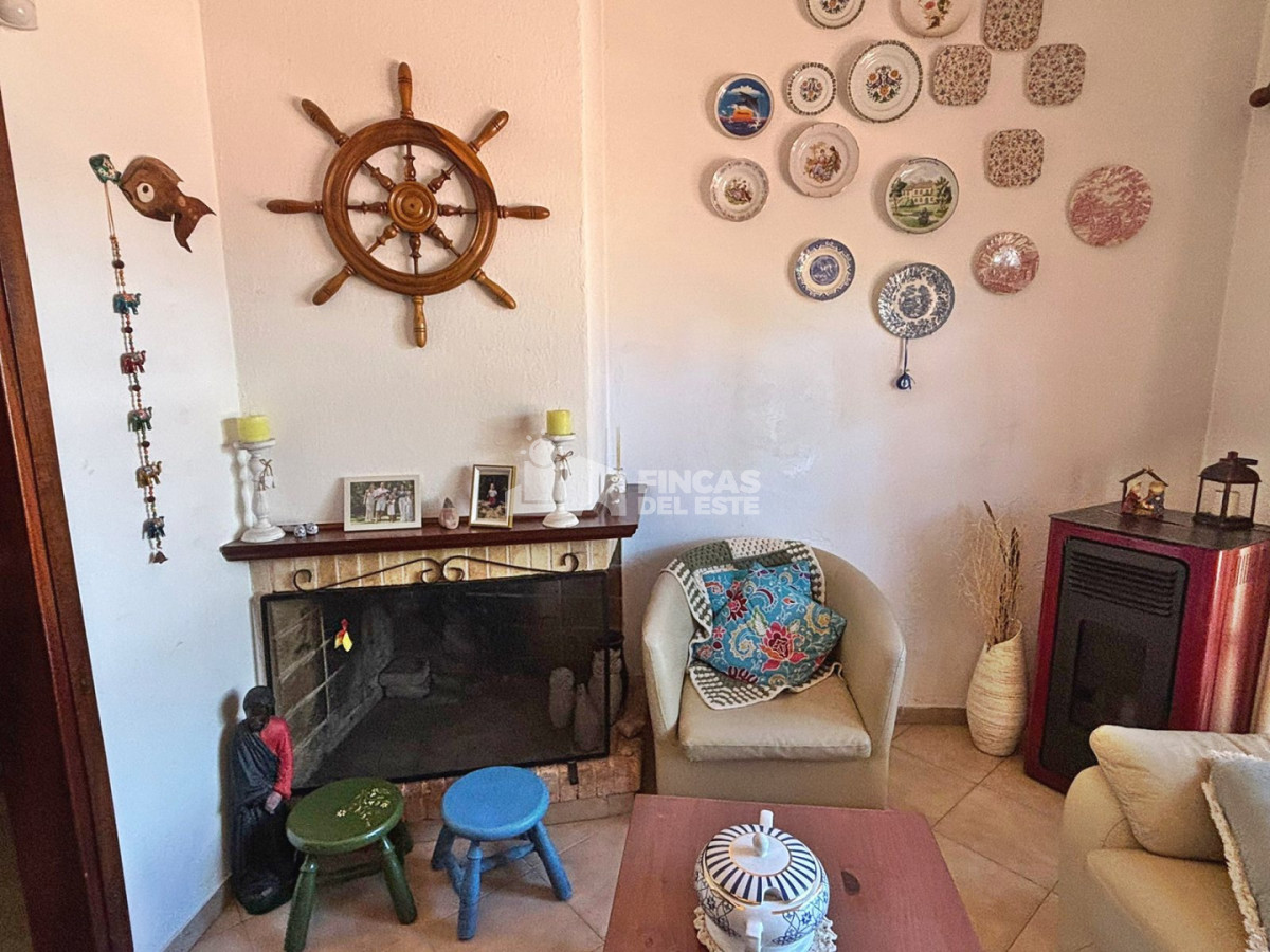 Casa ID.2745/Casa-en-pinares-Punta-del-Este-de-3-dormitorios - Casa en pinares- Punta del Este de 3 dormitorios