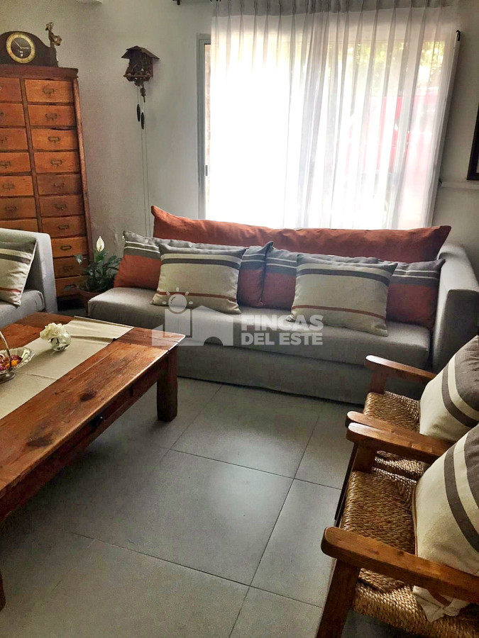 Casa ID.959/Alquiler-5-dormitorios--4-baños-Temporada- - Alquiler  5 dormitorios -  4 baños  Temporada 