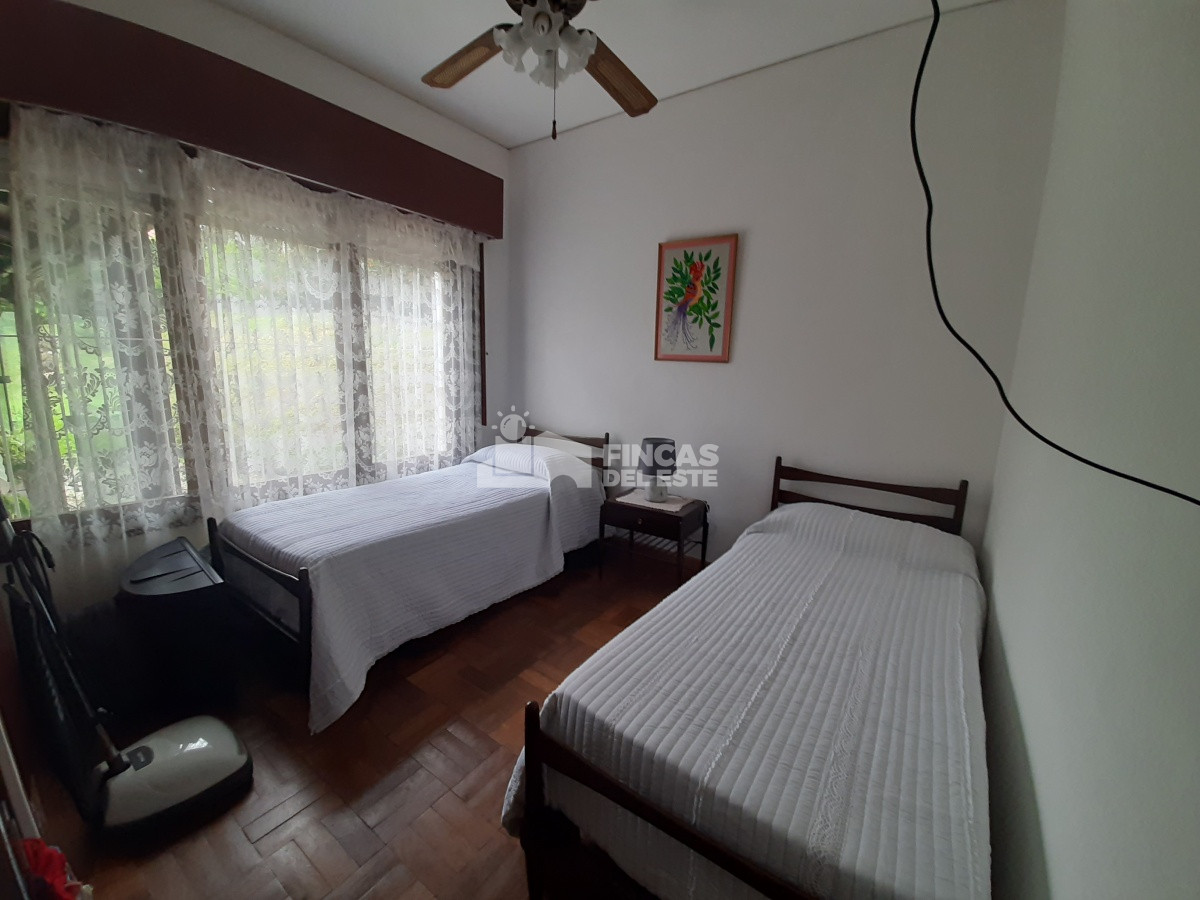 Casa ID.2397/Casa-de-alquiler-en-enero-de-2-dormitorios-en-Punta-del-Este- - Casa de alquiler en enero de 2 dormitorios en Punta del Este 