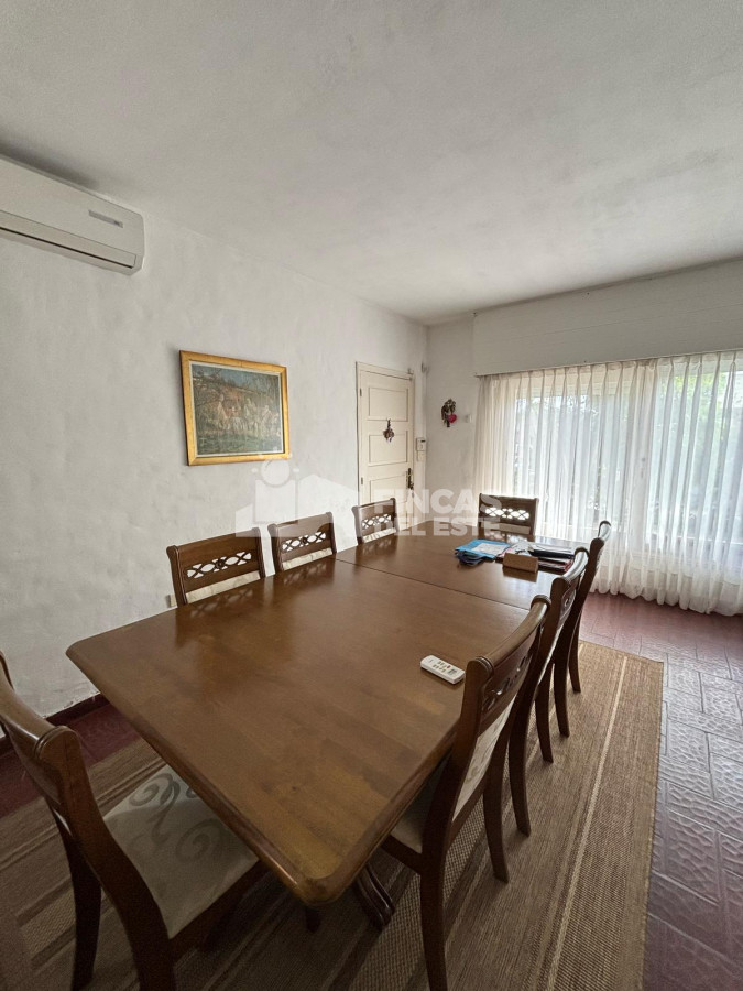 Casa ID.2277/Casa-en-excelente-ubicación! - Casa en excelente ubicación!