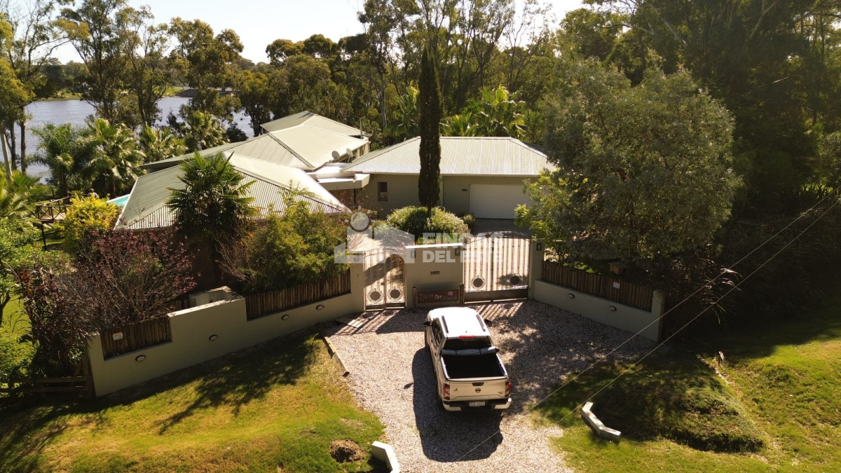 Casa ID.2274/Casa-exclusiva-en-Solis- - Casa exclusiva en Solis 