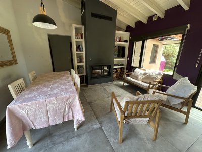 Casa en alquiler anual Punta del Este de 2 dormitorios 