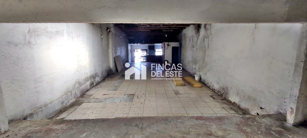 Local Comercial ID.916/local-en-ALQUILER--VENTA- - local en ALQUILER - VENTA 
