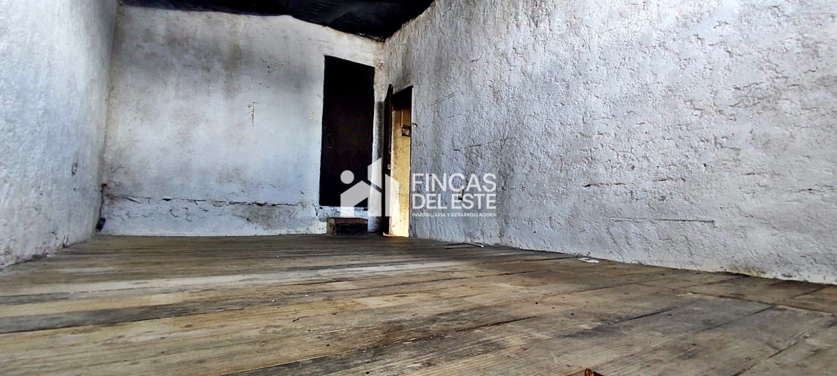 Local Comercial ID.916/local-en-ALQUILER--VENTA- - local en ALQUILER - VENTA 
