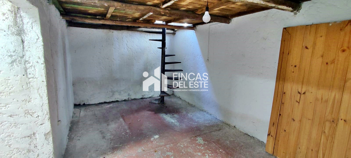 Local Comercial ID.916/local-en-ALQUILER--VENTA- - local en ALQUILER - VENTA 