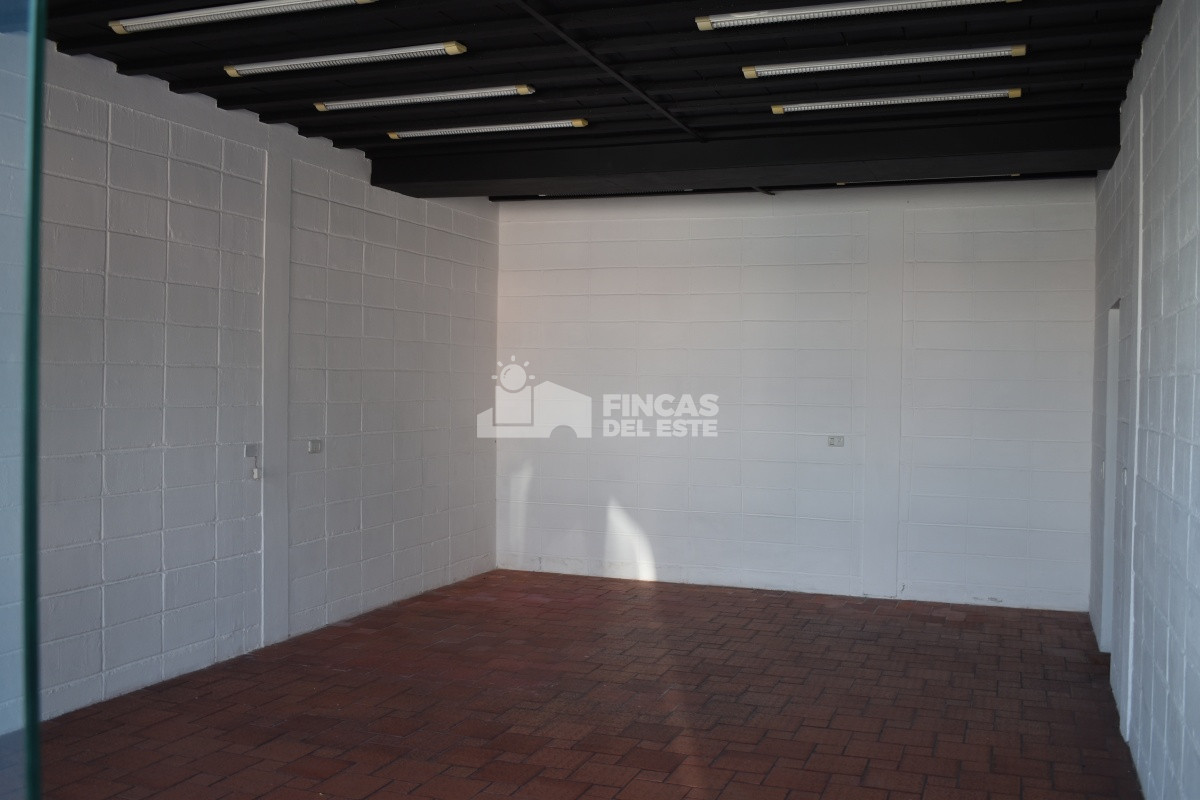 Local Comercial ID.617/LOCAL-EN-ALQUILER- - LOCAL EN ALQUILER 