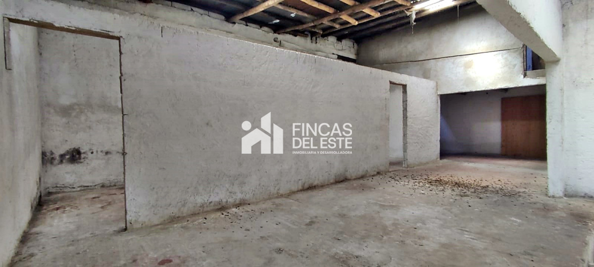 Local Comercial ID.916/local-en-ALQUILER--VENTA- - local en ALQUILER - VENTA 