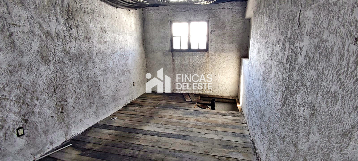 Local Comercial ID.916/local-en-ALQUILER--VENTA- - local en ALQUILER - VENTA 