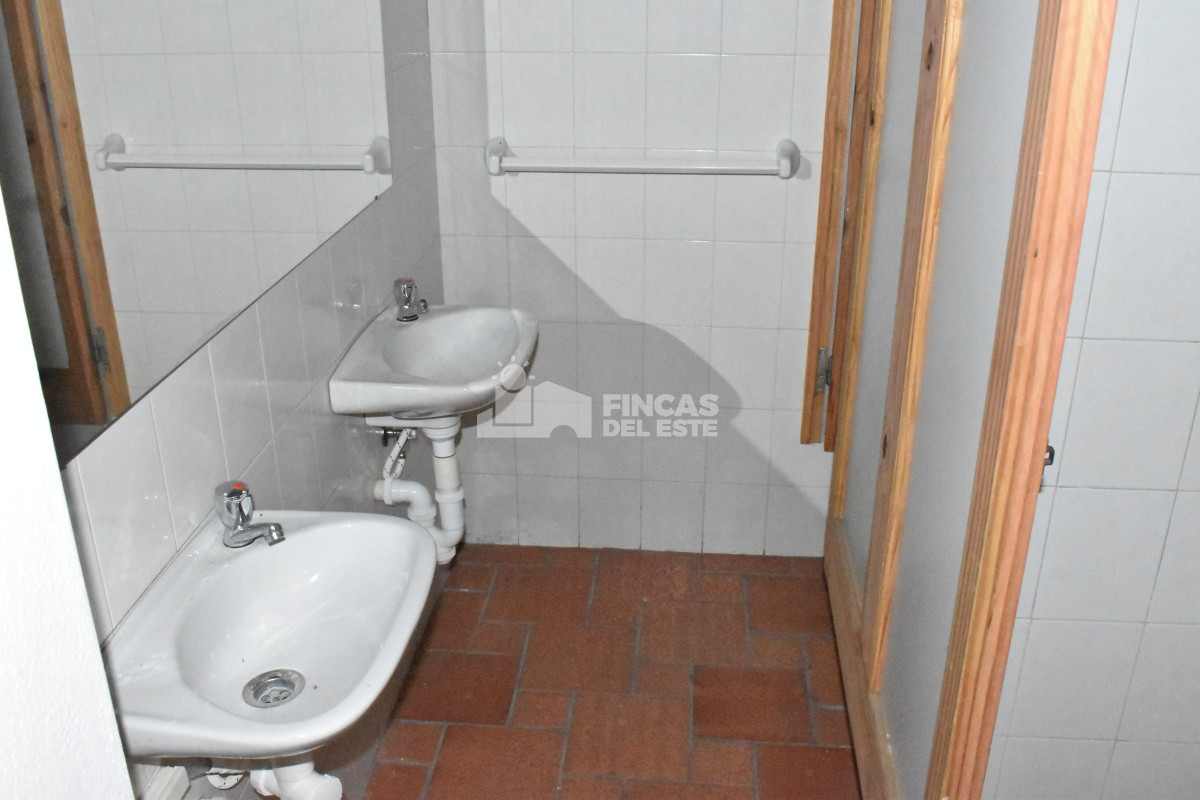 Local Comercial ID.618/LOCAL-EN-ALQUILER- - LOCAL EN ALQUILER 