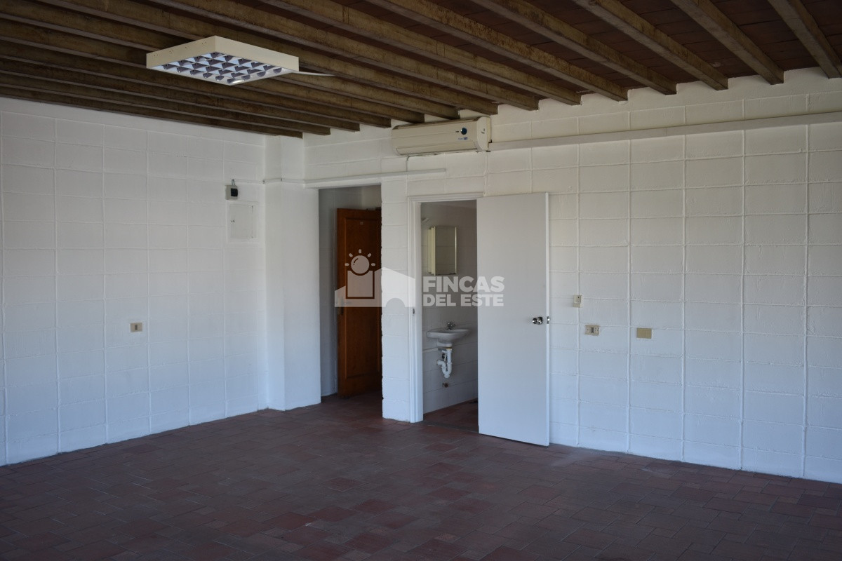 Local Comercial ID.618/LOCAL-EN-ALQUILER- - LOCAL EN ALQUILER 