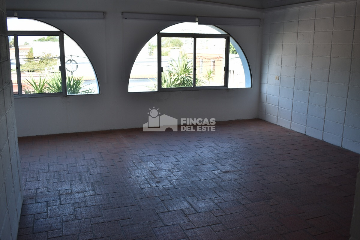 Local Comercial ID.618/LOCAL-EN-ALQUILER- - LOCAL EN ALQUILER 