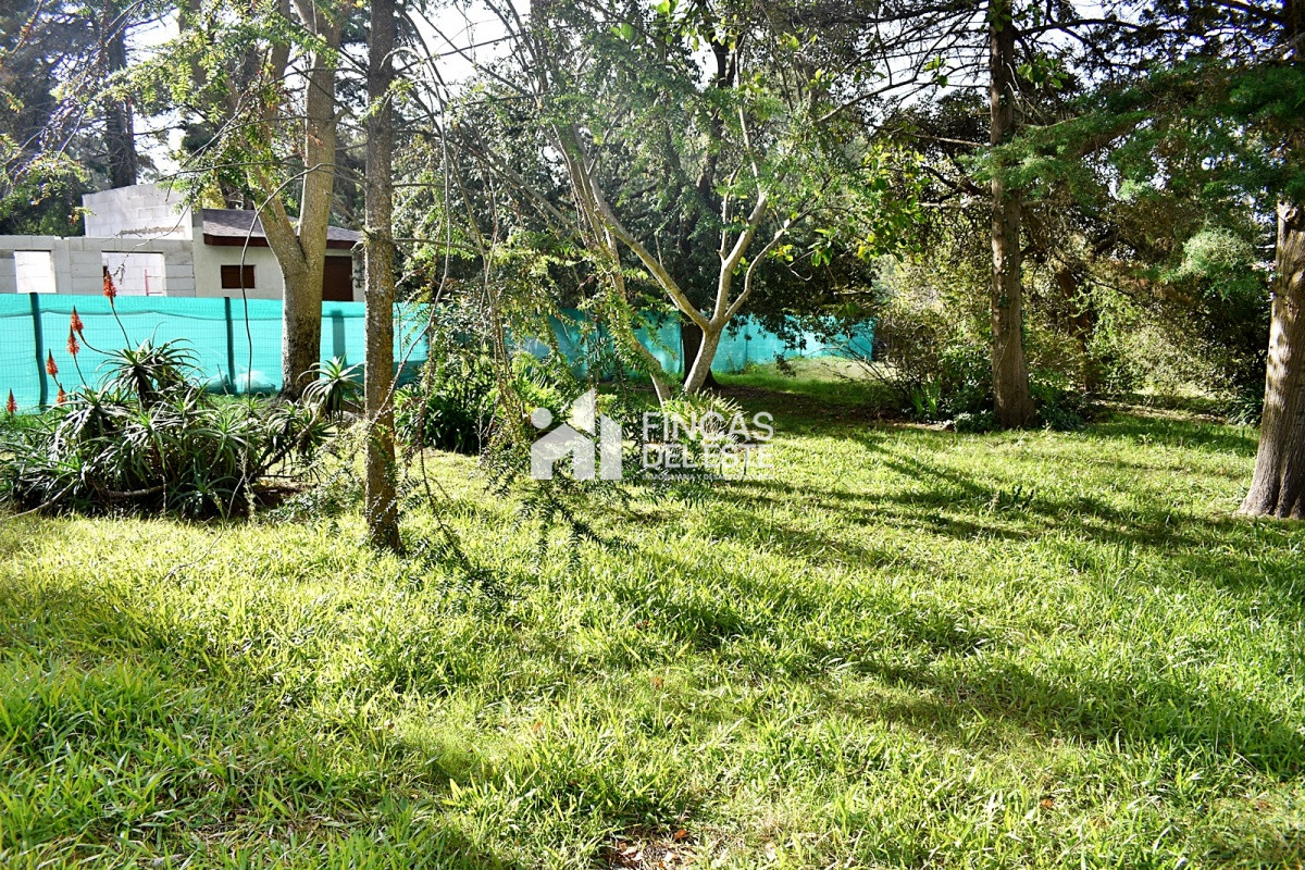 Terreno ID.836/Terreno-a-pasos-del-mar- - Terreno a pasos del mar 
