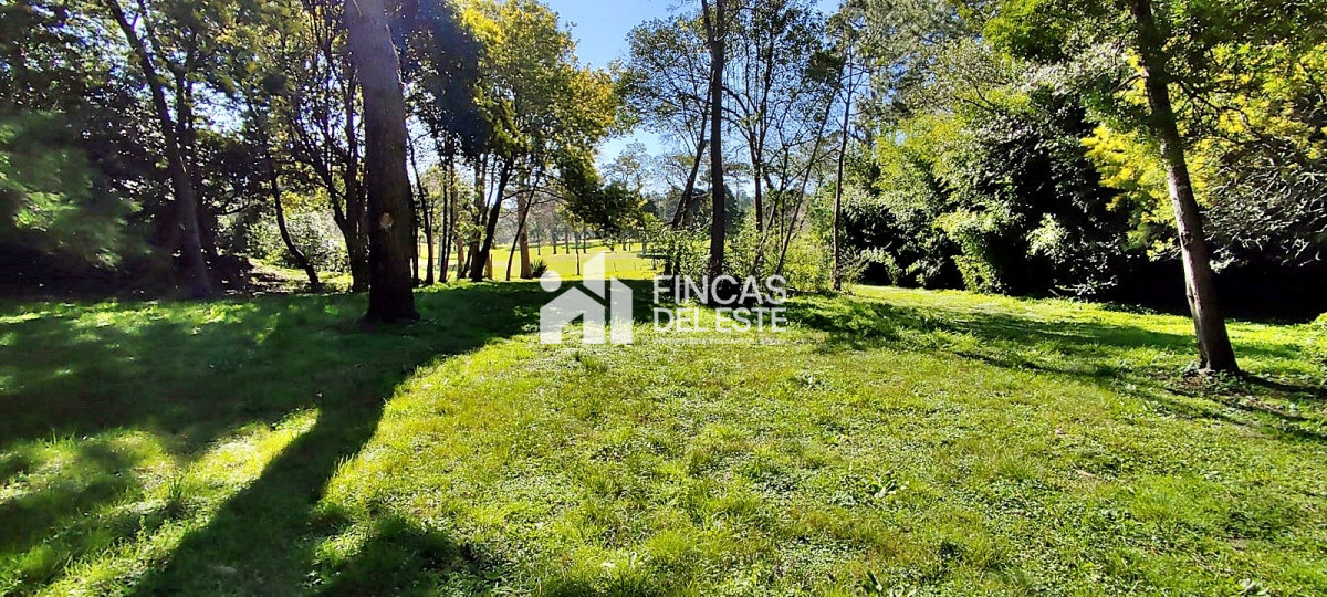 Terreno ID.823/Terreno-con-vista-a-Parque-Golf- - Terreno con vista a Parque Golf 
