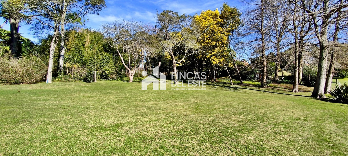 Terreno ID.823/Terreno-con-vista-a-Parque-Golf- - Terreno con vista a Parque Golf 