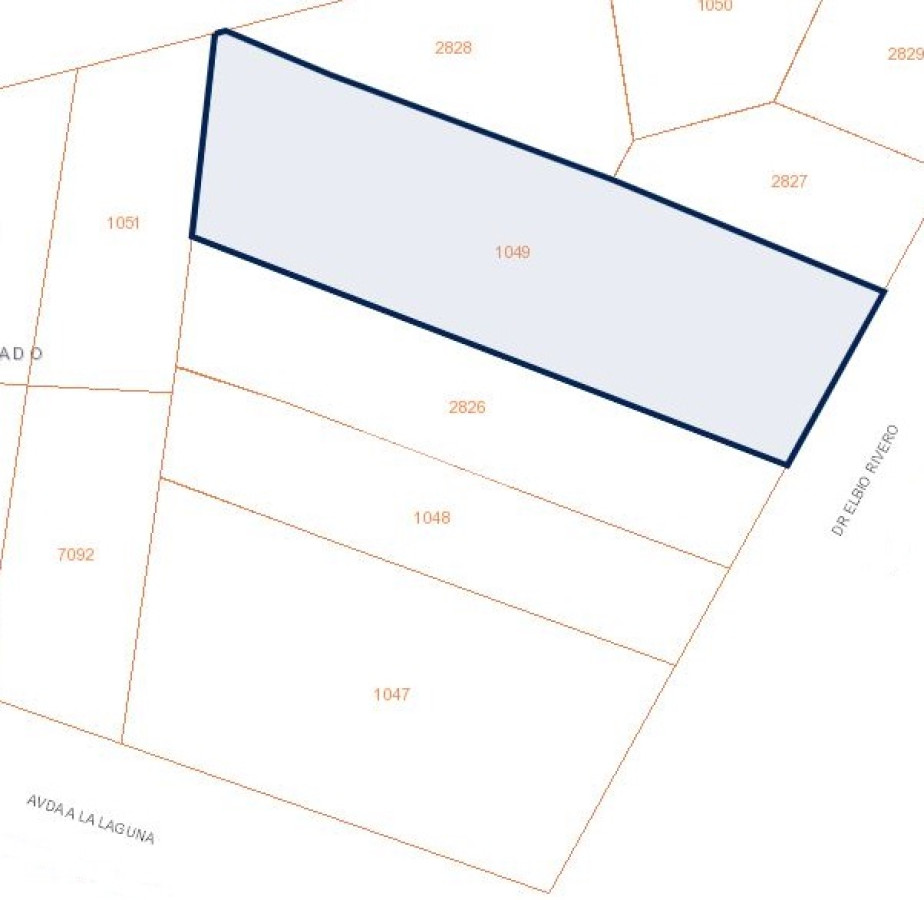 Terreno ID.145/Gran-terreno-en-Pinares-a-sólo-metros-de-Av.-La-Laguna. - Gran terreno en Pinares a sólo metros de Av. La Laguna.