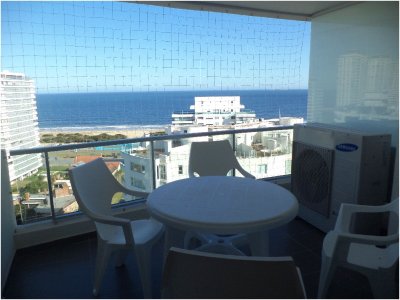 3 dormitorios en Wind Tower a 80 metros del Mar. - RPL9386A