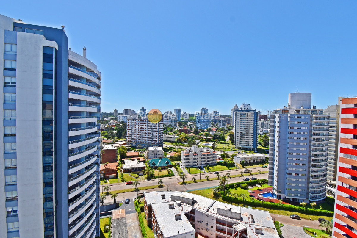 Brava - GoPunta - Portal Inmobiliario de Punta del Este - Maldonado