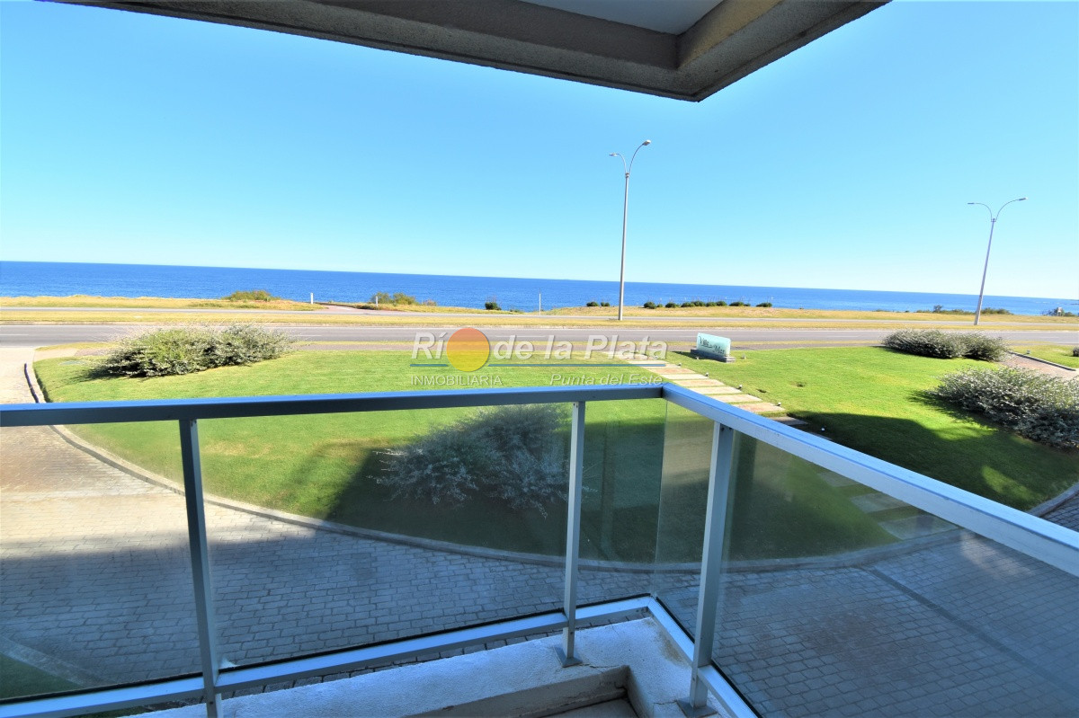 Depto Duplex en primera linea de Mansa - RPL13950A