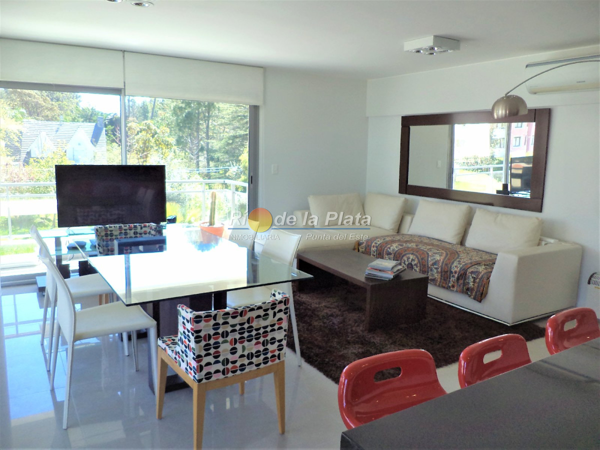 2 dormitorios en Rincón del Indio! 200 mts del mar  - RPL12310A