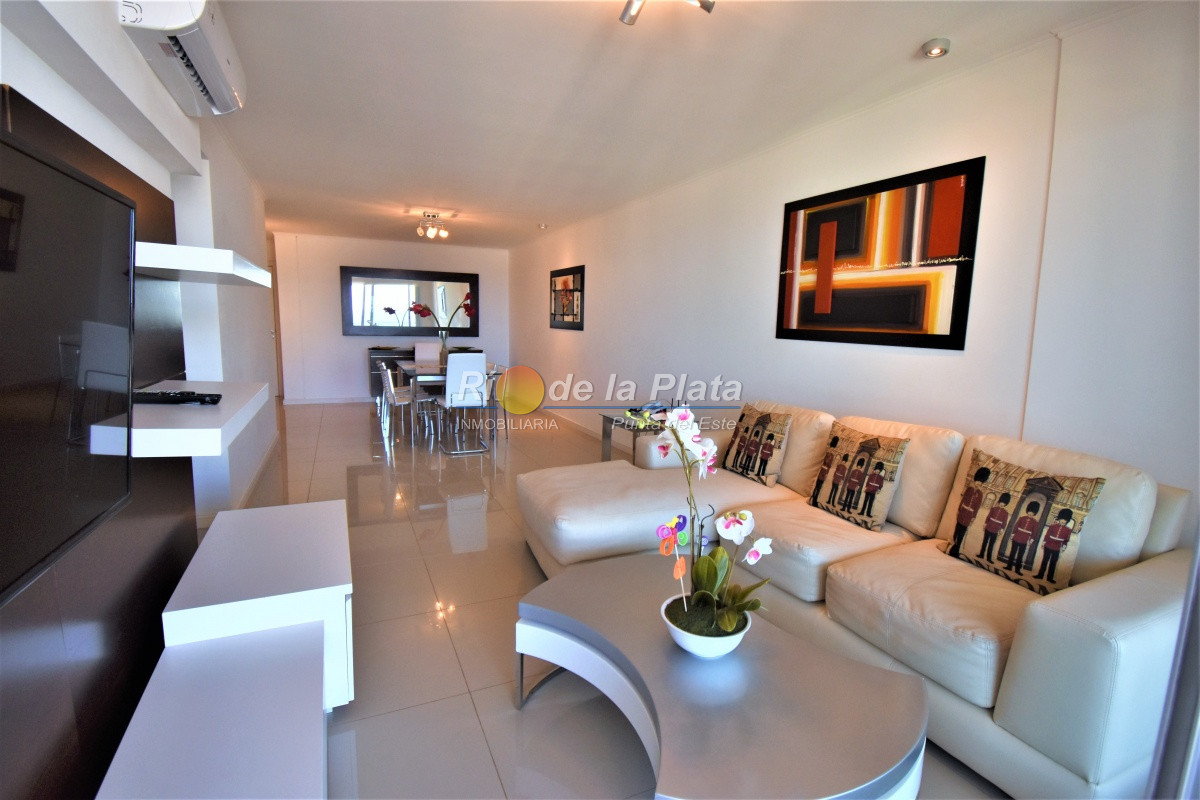Brava - GoPunta - Portal Inmobiliario de Punta del Este - Maldonado
