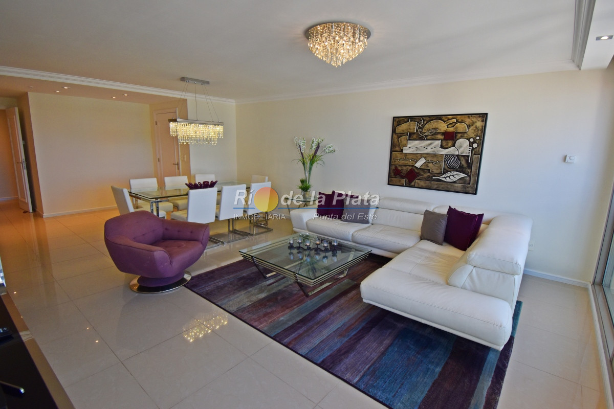 Brava - GoPunta - Portal Inmobiliario de Punta del Este - Maldonado