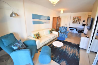 Arenas del mar, torre con servicios y a pasos del Mar!