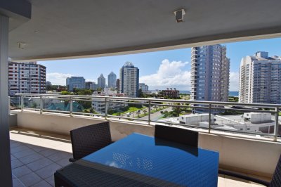 Apartamento en Brava, 2 dormitorios y medio 