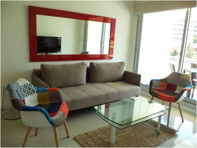 Wind Tower a 80 metros de Playa Brava