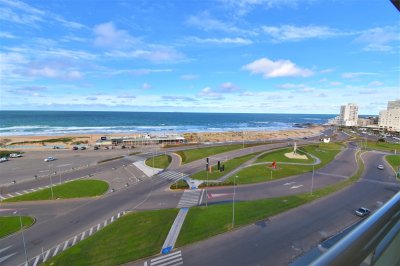 Primera linea de Playa Brava - Torre Imperiale