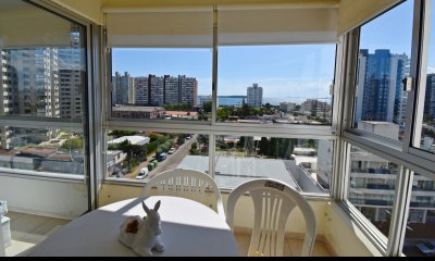 Apto a 100 metros del Mar