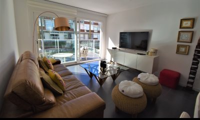 Depto de 3 dormitorios, con amplio balcon