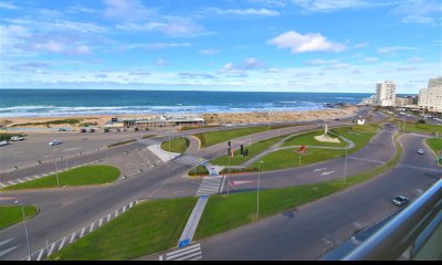 Primera linea de Playa Brava - Torre Imperiale