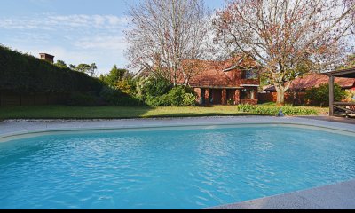 Casa en Jardines de Cordoba, excelente ubicacion