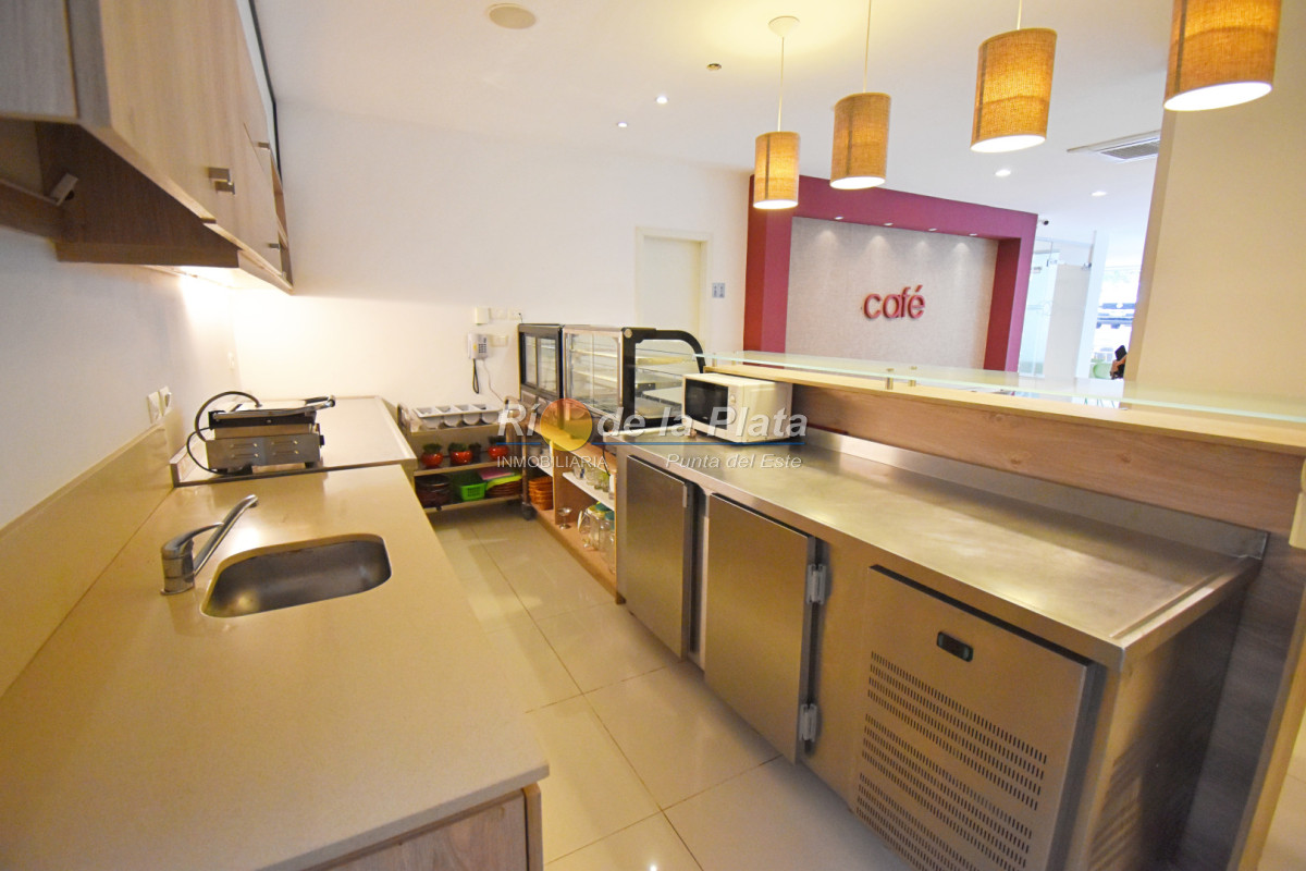 Cafeteria en Office Punta - RPL15118L