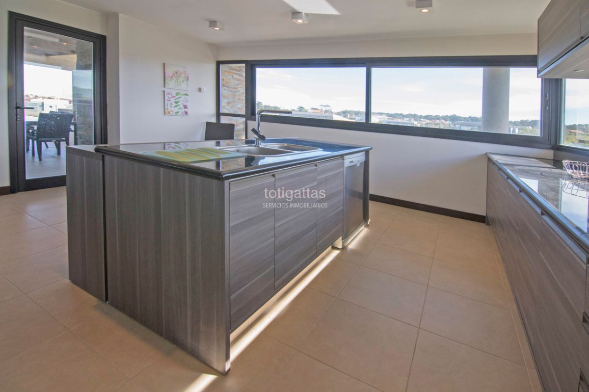 Apartamento ID.189 - Selenza 1 PH A2