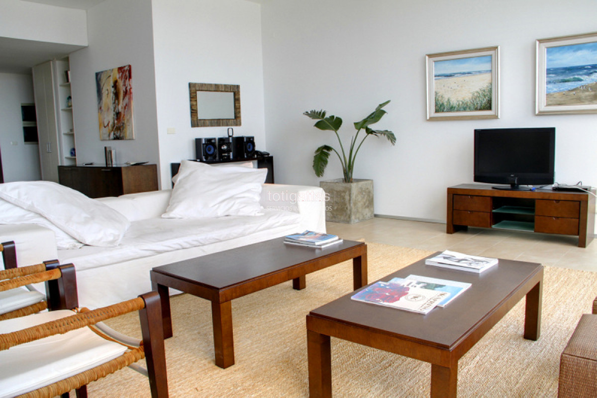 Apartamento ID.1330 - Delamar Apto. 203