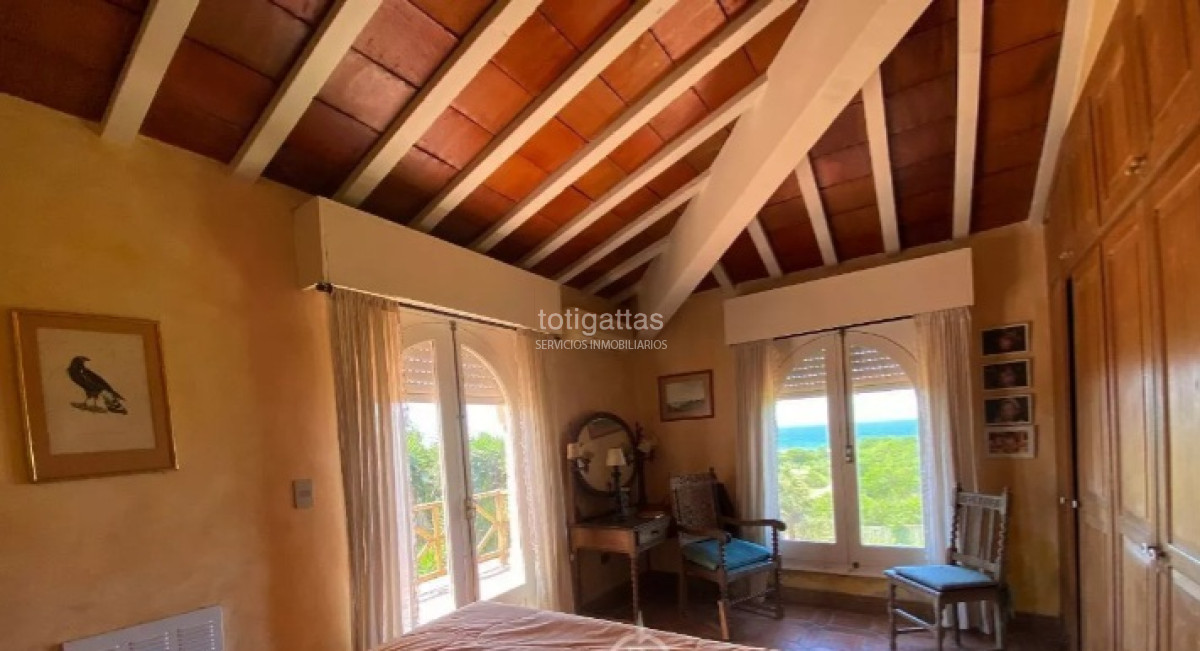 Casa ID.1494 - Vista y cercania a la playa