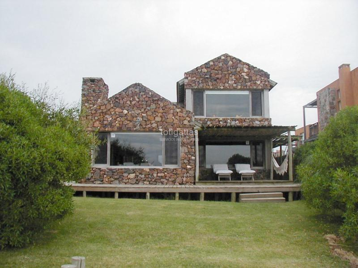 Casa ID.818 - La Mandragora