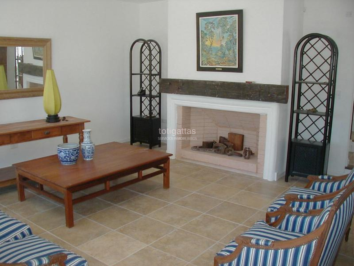 Casa ID.829 - El Refugio