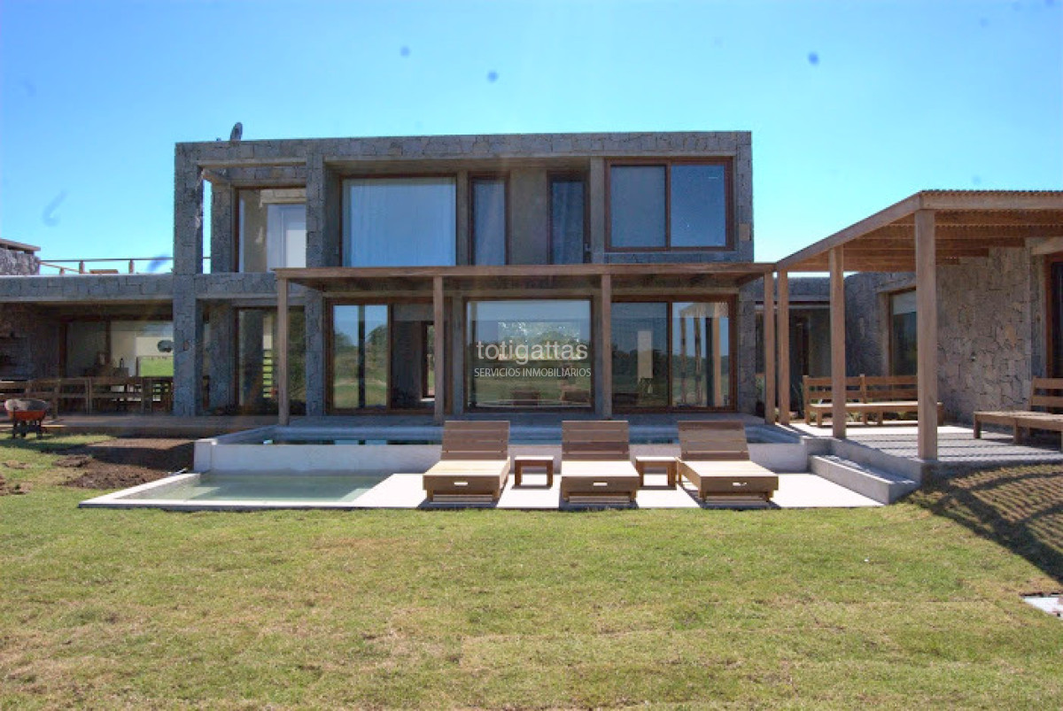 Casa ID.974 - Chacra Laguna Estate G