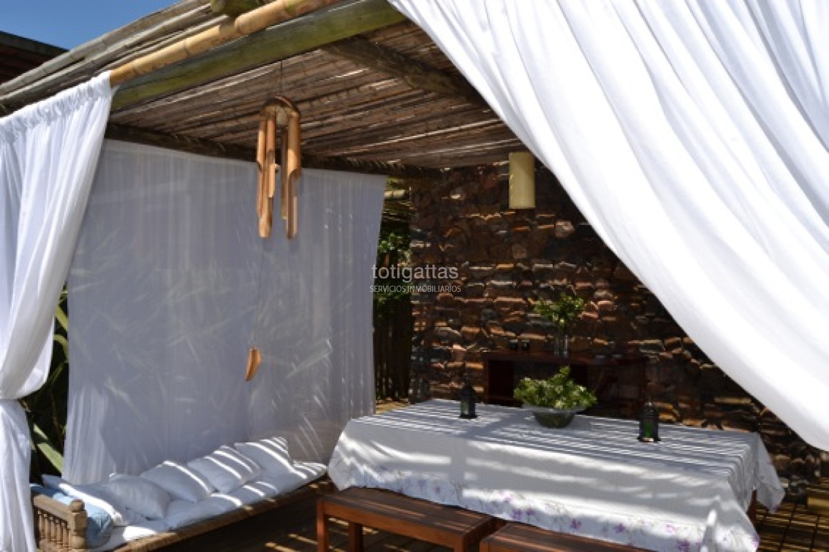 Casa ID.818 - La Mandragora
