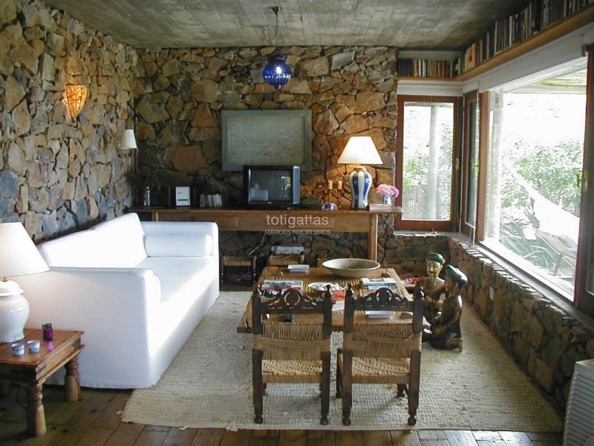 Casa ID.818 - La Mandragora