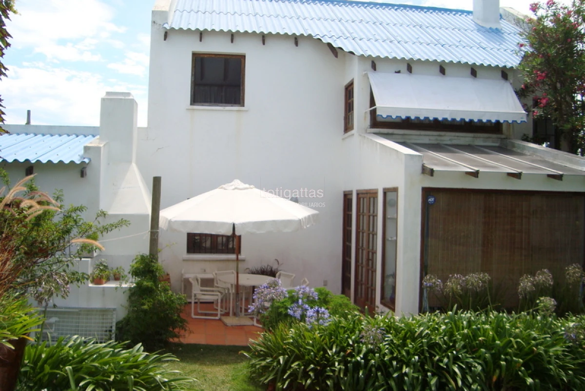 Casa ID.505 - La Azul 