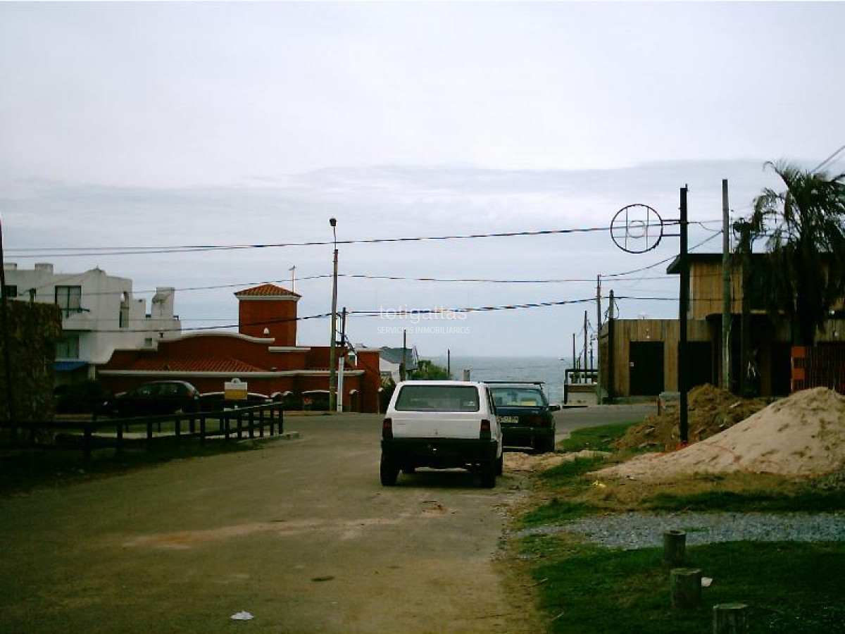 Local Comercial ID.1323 - Local Bien Puesto